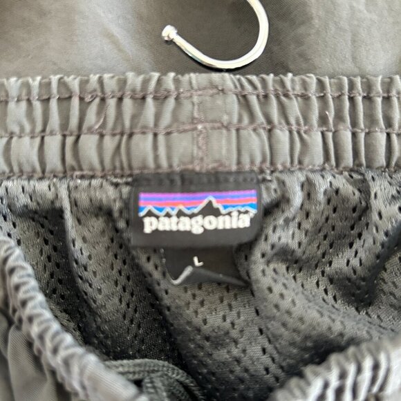 Patagonia Swim Trunks Mens L Gray Baggie Pull On Elastic Waist Lined Board Short - Picture 7 of 9